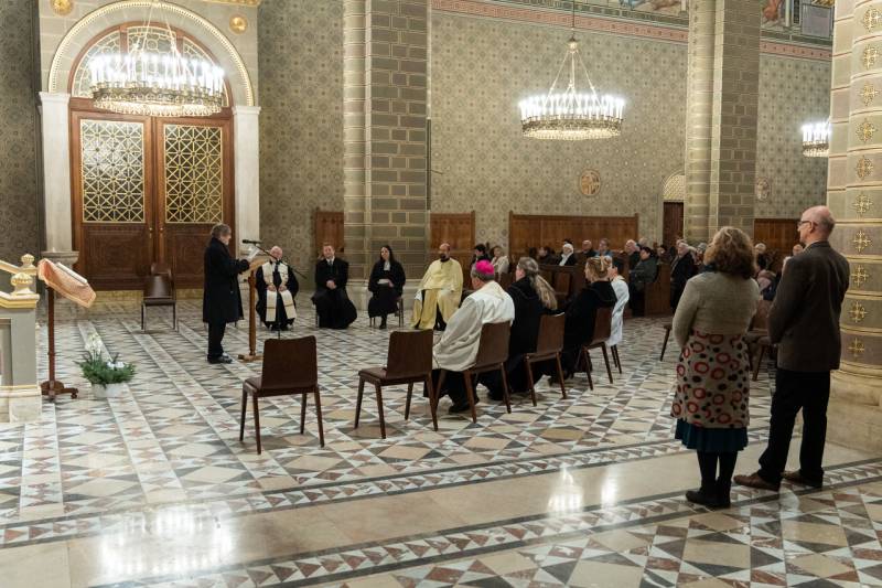 2026_01_25_okumenikus fotokiallitas_11.jpg